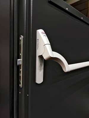 Ручка антипаника пуш-бар Ручка антипаника пуш-бар