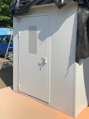 Установленная дверь (г. Мытищи, Олимпийский проспект, стр.10) Установленная дверь (г. Мытищи, Олимпийский проспект, стр.10)