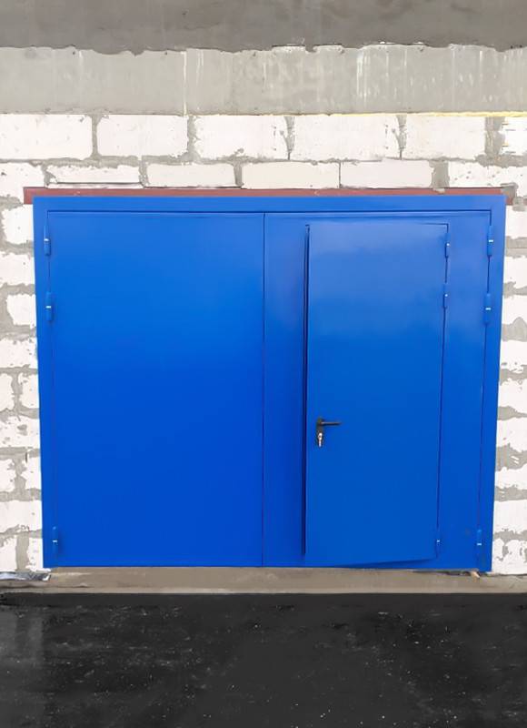 Ворота синего цвета Ворота синего цвета