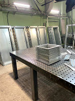 Двери в сборочном цехе Двери в сборочном цехе