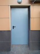 Огнестойкая дверь, служебный выход магазина Огнестойкая дверь, служебный выход магазина