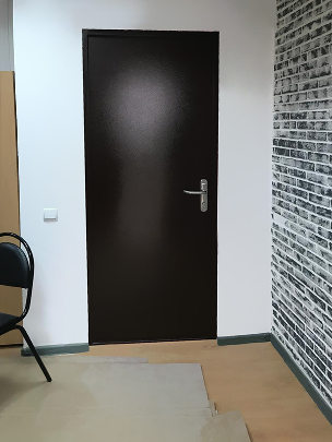 Техническая дверь для офиса Техническая дверь для офиса