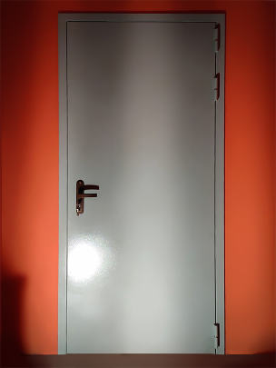 Внешняя сторона двери Внешняя сторона двери